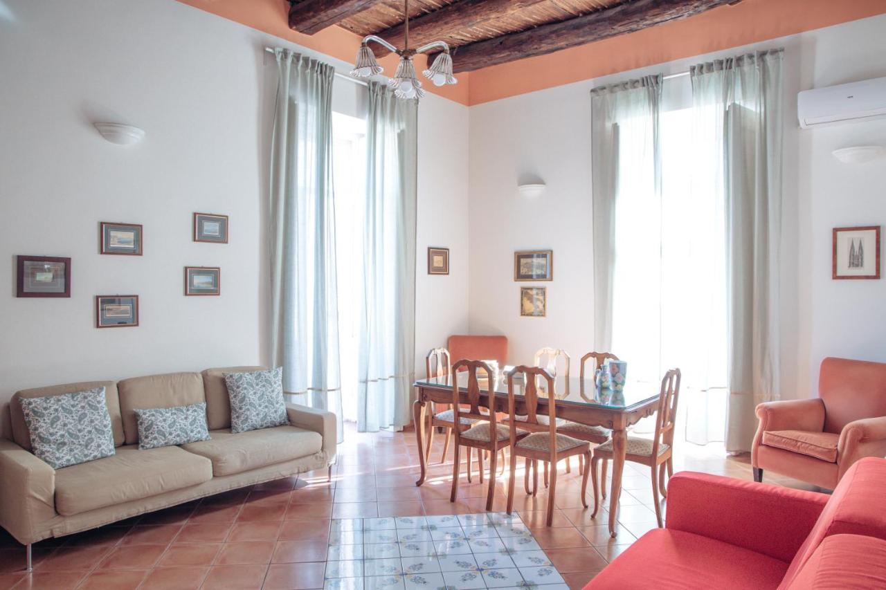 San Gregorio Luxury Apartments Наполи Екстериор снимка