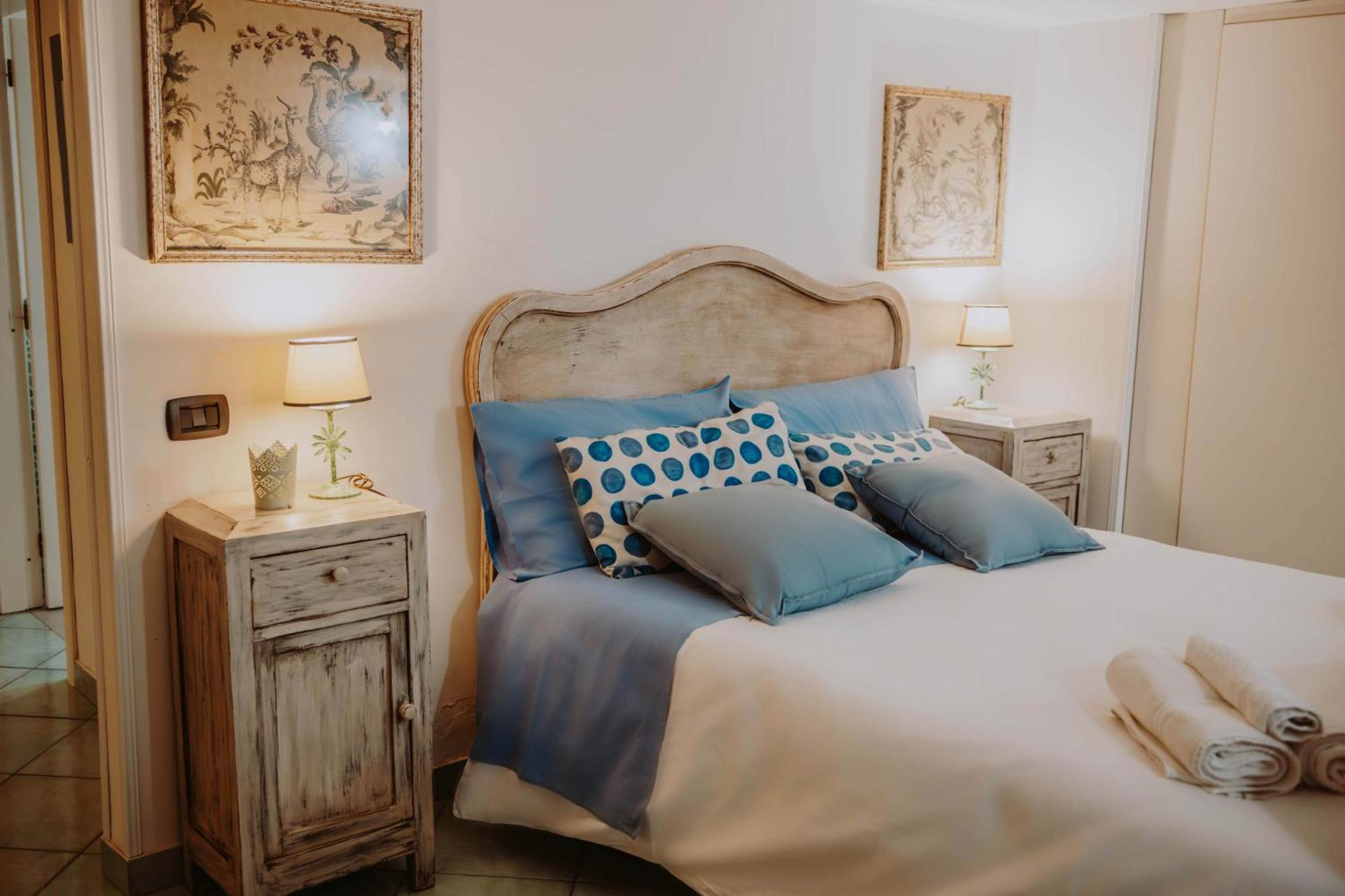 San Gregorio Luxury Apartments Наполи Екстериор снимка